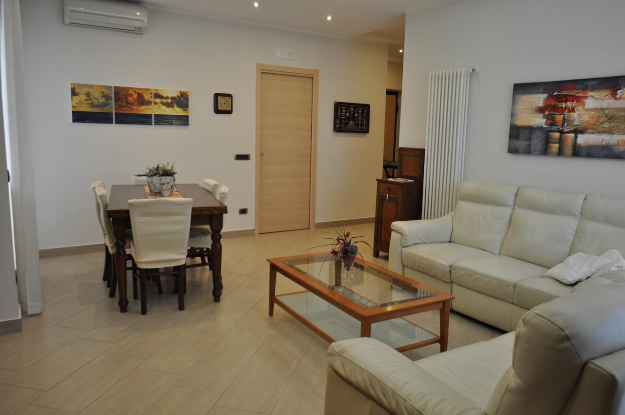 Sand 228 Home Terracina Exterior photo